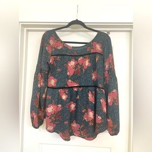 Long sleeve blouse